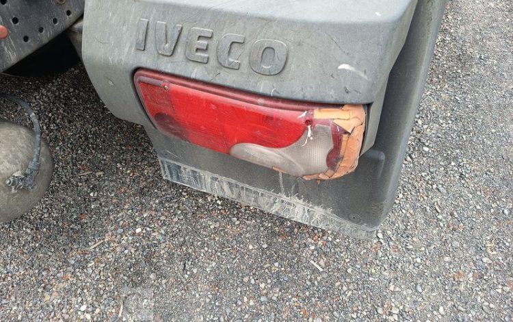 IVECO S-WAY 460 – GAZ – PTRA : 44 TONNES – 855908 KMS – ANNEE 2021 BLANC FZ-463-KL