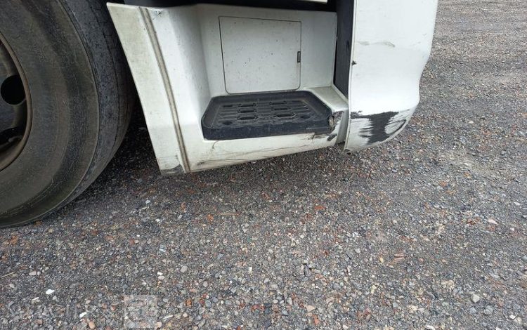 IVECO S-WAY 460 – GAZ – PTRA : 44 TONNES – 855908 KMS – ANNEE 2021 BLANC FZ-463-KL