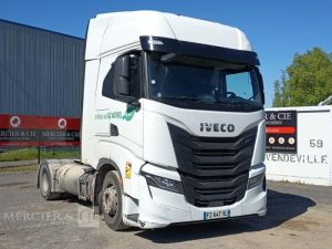IVECO S-WAY 460 – GAZ – PTRA : 44 TONNES – 738632 KMS – ANNEE 2021 BLANC FZ-647-VL