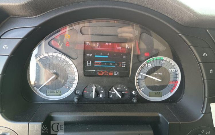 IVECO S-WAY 460 – GAZ – PTRA : 44 TONNES – 738632 KMS – ANNEE 2021 BLANC FZ-647-VL