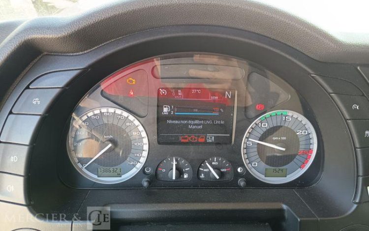 IVECO S-WAY 460 – GAZ – PTRA : 44 TONNES – 738632 KMS – ANNEE 2021 BLANC FZ-647-VL