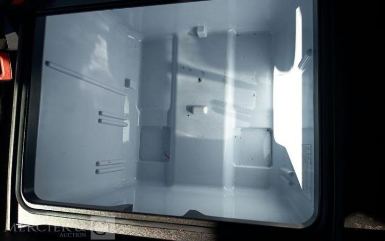 IVECO S-WAY 460 – GAZ – PTRA : 44 TONNES – 738632 KMS – ANNEE 2021 BLANC FZ-647-VL