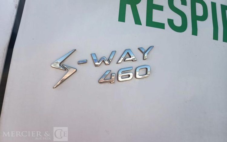 IVECO S-WAY 460 – GAZ – PTRA : 44 TONNES – 842260 KMS – ANNEE 2021 BLANC FZ-746-VL