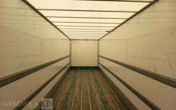 FRUEHAUF SEMI REMORQUE FOURGON – 3 ESSIEUX – PTAC : 38 TONNES – ANNEE 2021 BLANC FZ-792-KG