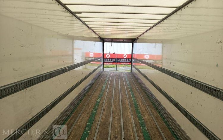 FRUEHAUF SEMI REMORQUE FOURGON – 3 ESSIEUX – PTAC : 38 TONNES – ANNEE 2021 BLANC FZ-792-KG