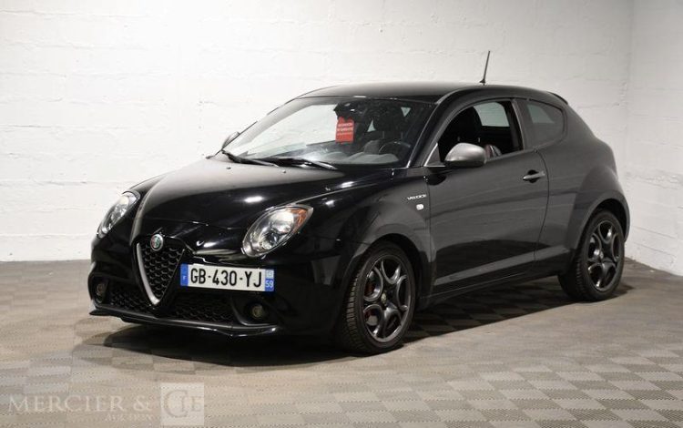 ALFAROMEO  NOIR GB-430-YJ