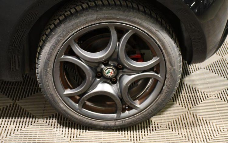 ALFAROMEO  NOIR GB-430-YJ
