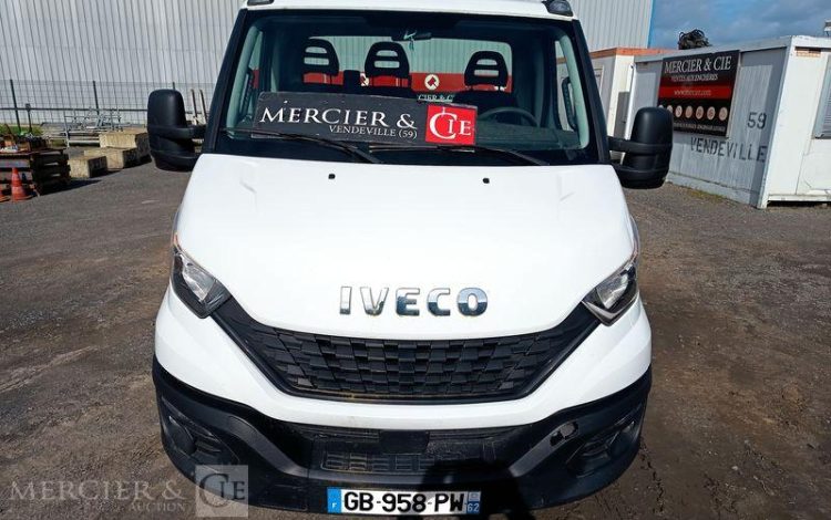 IVECO DAILY 3.0 D 160ch EQUIPE BRAS AMPLIROL + 3 BENNES BLANC GB-958-PW