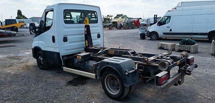 IVECO DAILY 3.0 D 160ch EQUIPE BRAS AMPLIROL + 3 BENNES BLANC GB-958-PW