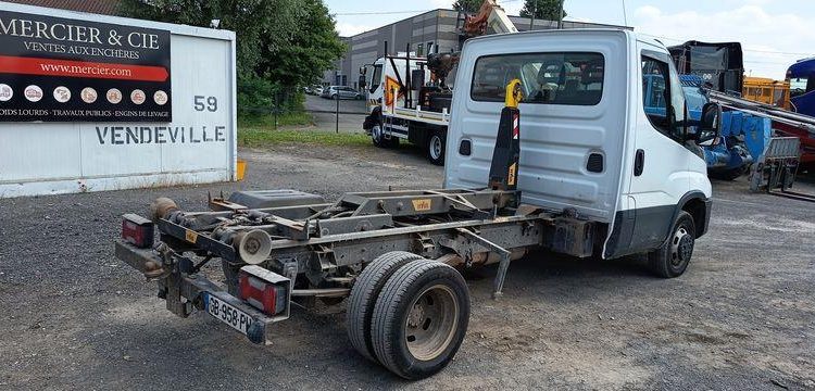 IVECO DAILY 3.0 D 160ch EQUIPE BRAS AMPLIROL + 3 BENNES BLANC GB-958-PW