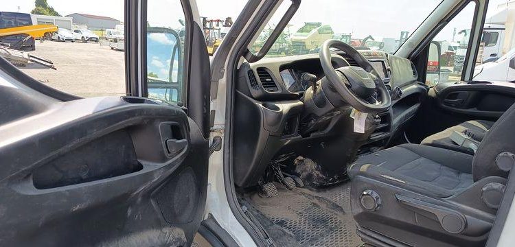 IVECO DAILY 3.0 D 160ch EQUIPE BRAS AMPLIROL + 3 BENNES BLANC GB-958-PW