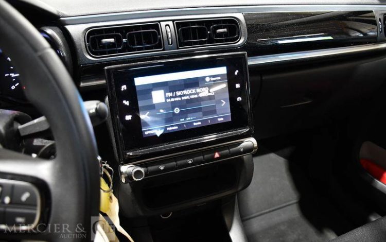 CITROEN C3 SOCIETE 1.6 BLUEHDI 100ch FEEL NAVI BLANC GE-760-XN