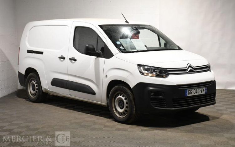 CITROEN  BLANC GG-046-VK