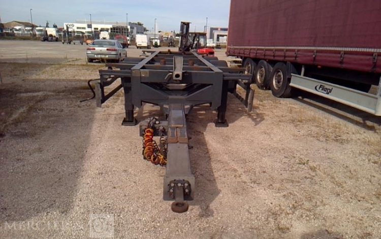 FRUEHAUF SEMI REMORQUE PORTE CONTAINER 2 ESSIEUX PTAC 19T GRIS GJ-664-XS