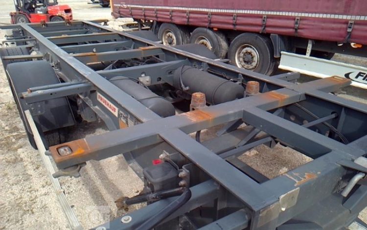 FRUEHAUF SEMI REMORQUE PORTE CONTAINER 2 ESSIEUX PTAC 19T GRIS GJ-664-XS