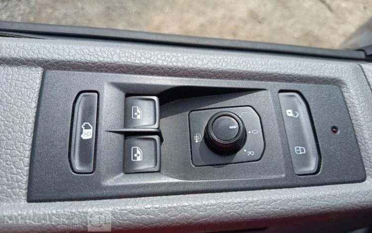 VOLKSWAGEN TRANSPORTER T6 2.0 TDI 150ch 2T8 L1H1 EDITION DSG GRIS GL-412-KK