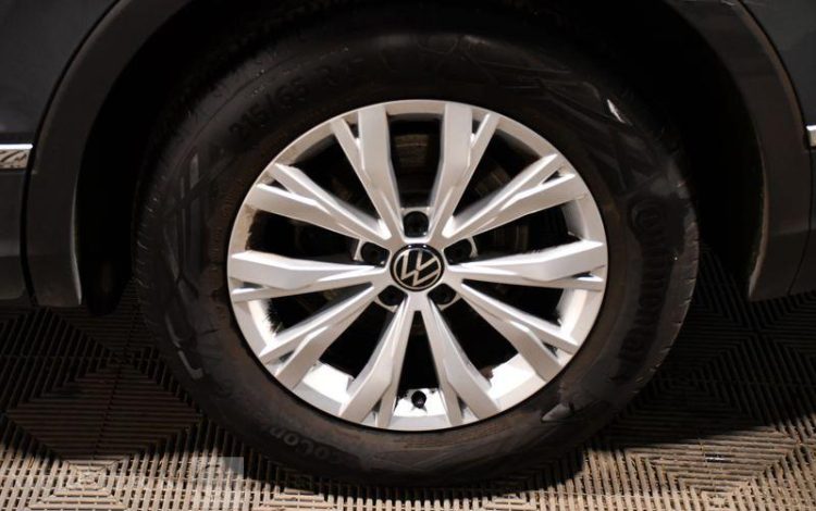 VOLKSWAGEN  GRIS GM-242-ZB