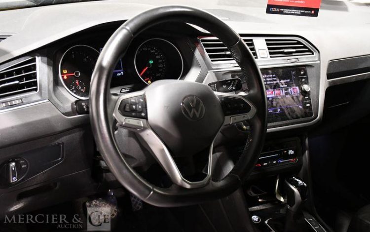 VOLKSWAGEN  GRIS GM-242-ZB