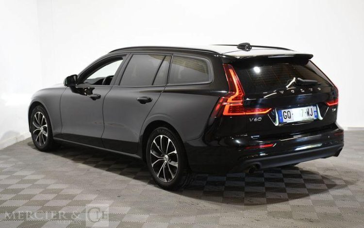 VOLVO  NOIR GQ-887-WJ