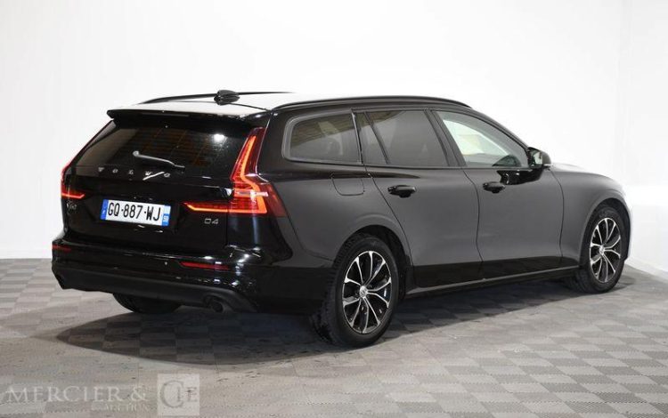VOLVO  NOIR GQ-887-WJ