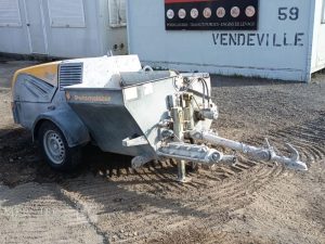 PUTZMEISTER PROJETEUR D&rsquo;ENDUITS SP11 LMR SUR REMORQUE – 750 KGS – 280 HEURES – ANNEE 2022  GS-012-TY