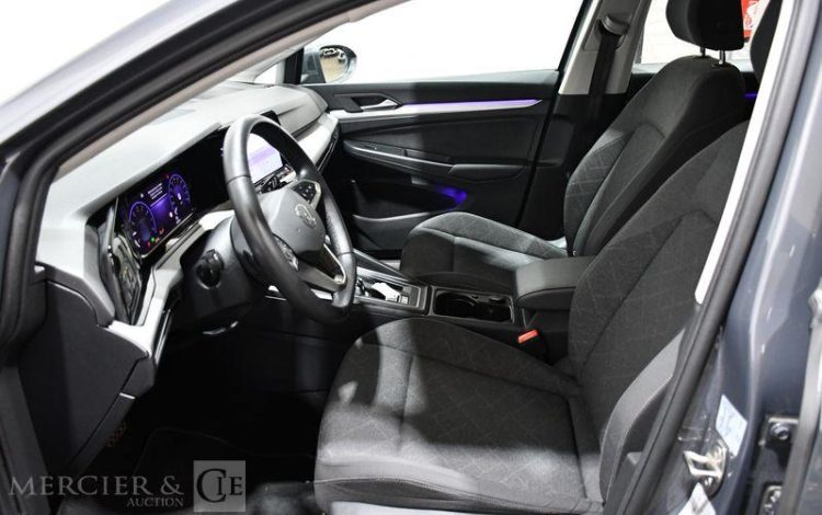 VOLKSWAGEN  GRIS GY-582-GF