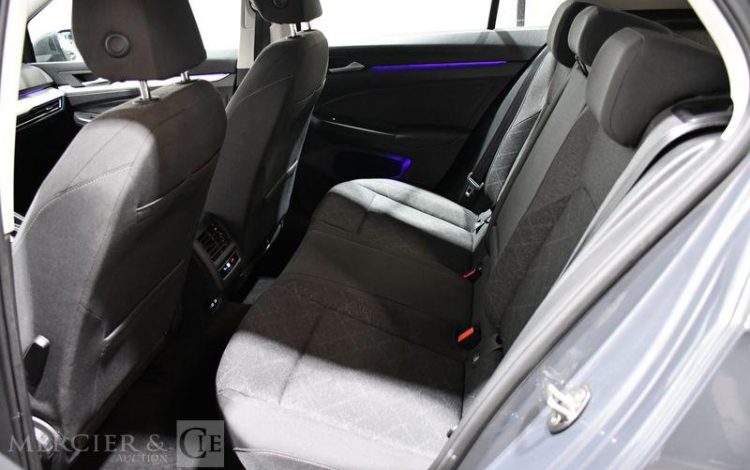 VOLKSWAGEN  GRIS GY-582-GF