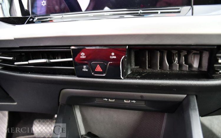 VOLKSWAGEN  GRIS GY-582-GF
