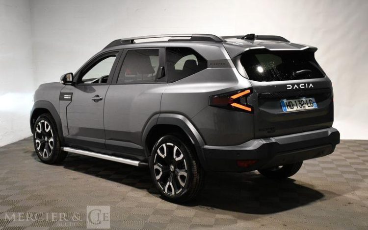 DACIA  GRIS HD-132-LG