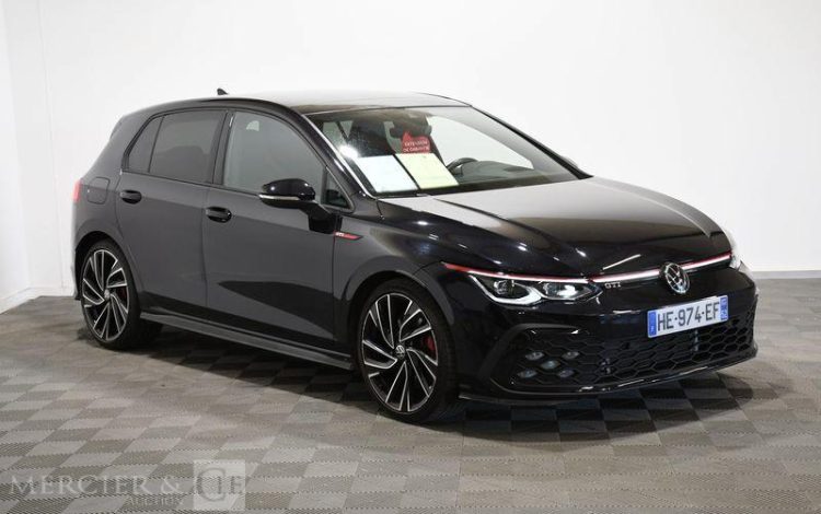 VOLKSWAGEN  NOIR HE-974-EF