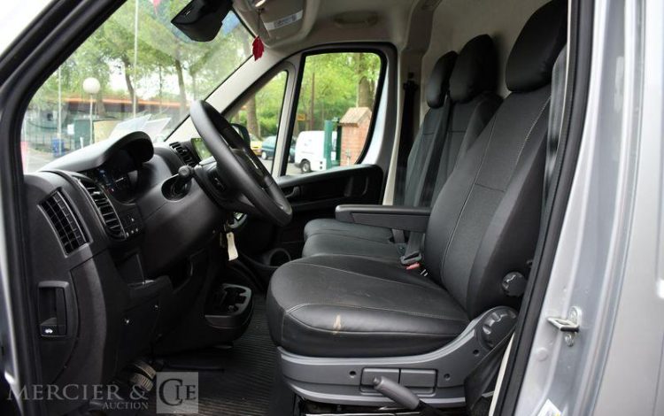OPEL  GRIS HF-582-EB