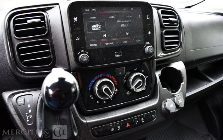 OPEL  GRIS HF-582-EB