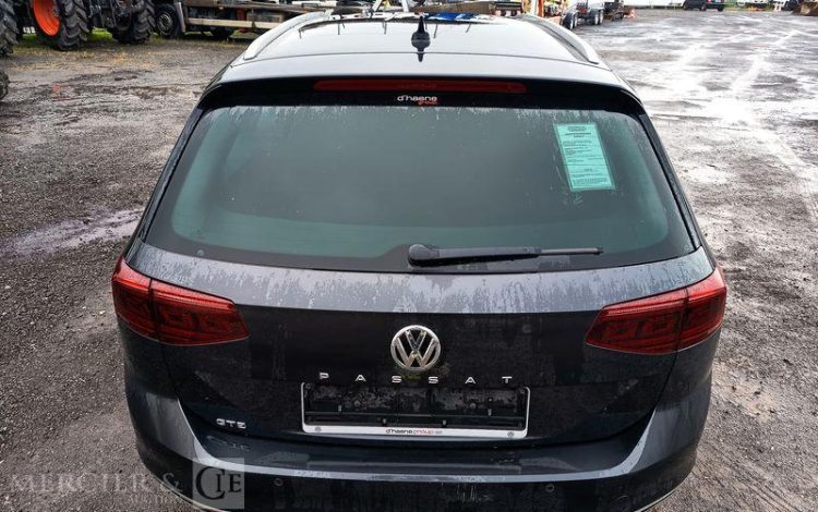 VOLKSWAGEN PASSAT – POUR PIECES SANS CARTE GRISE GRIS TXAM085