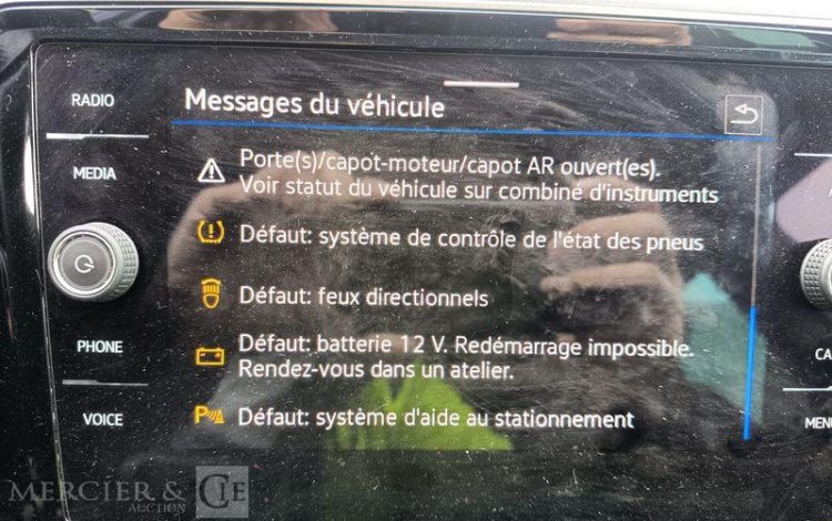 VOLKSWAGEN PASSAT – POUR PIECES SANS CARTE GRISE GRIS TXAM085