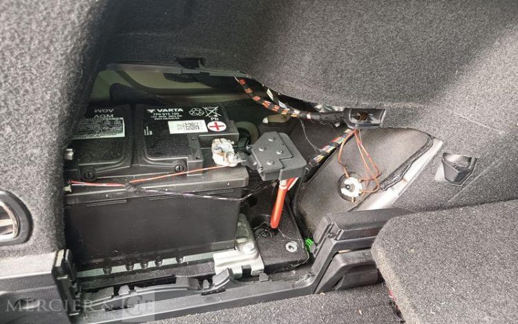 VOLKSWAGEN PASSAT – POUR PIECES SANS CARTE GRISE GRIS TXAM085