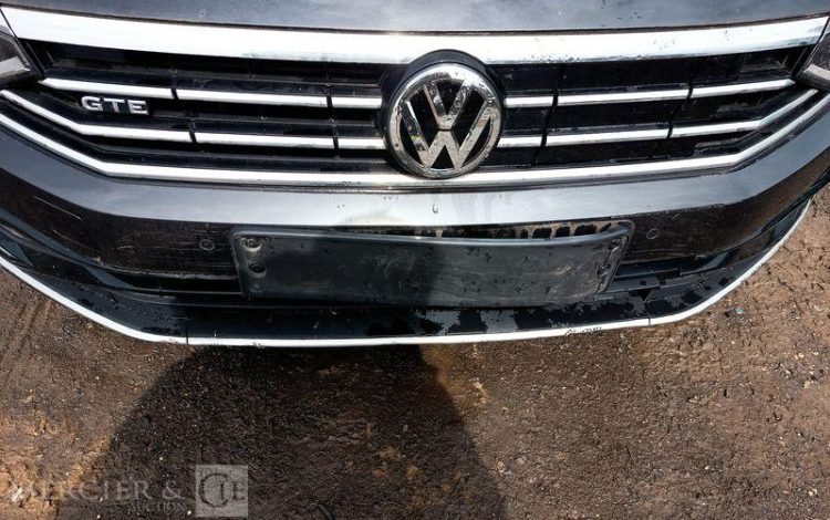 VOLKSWAGEN PASSAT – POUR PIECES SANS CARTE GRISE GRIS TXAM085