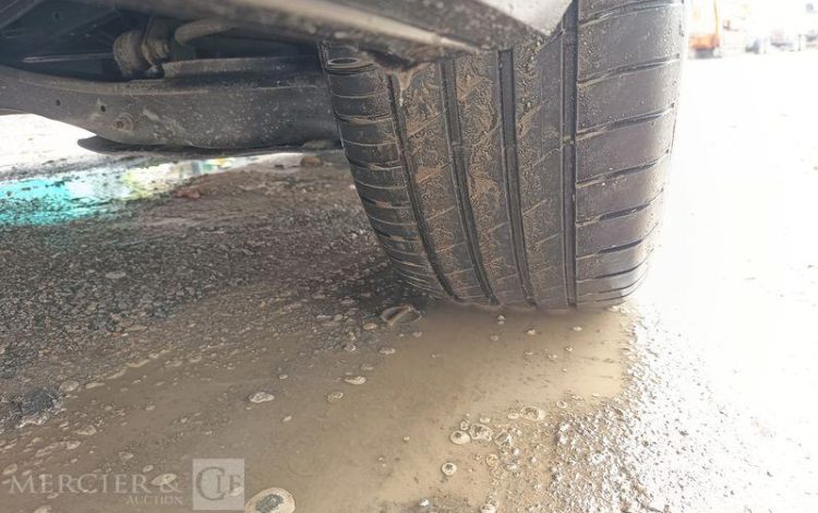 VOLKSWAGEN PASSAT – POUR PIECES SANS CARTE GRISE GRIS TXAM085