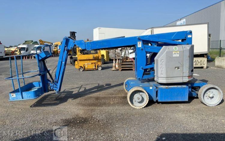 GENIE NACELLE ARTICULEE ELECTRIQUE  1140