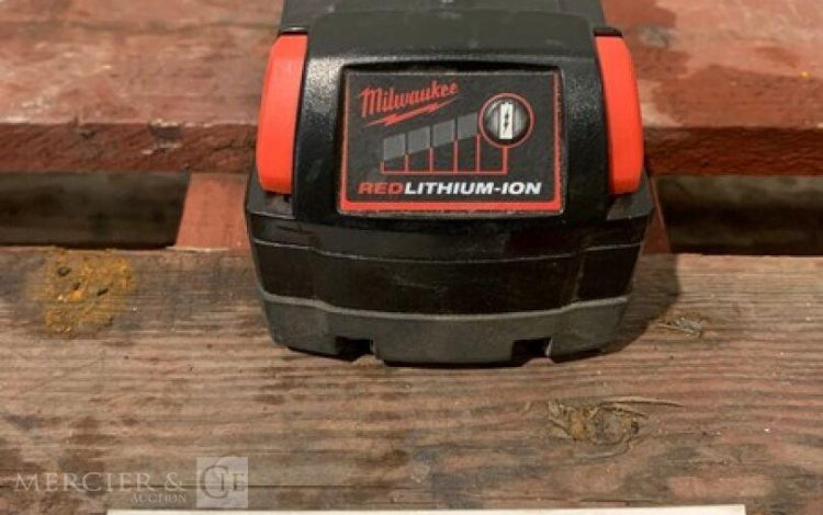 MILWAUKEE M18B4  MIL010547