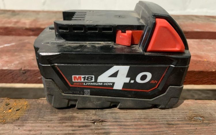MILWAUKEE M18B4  MIL010547