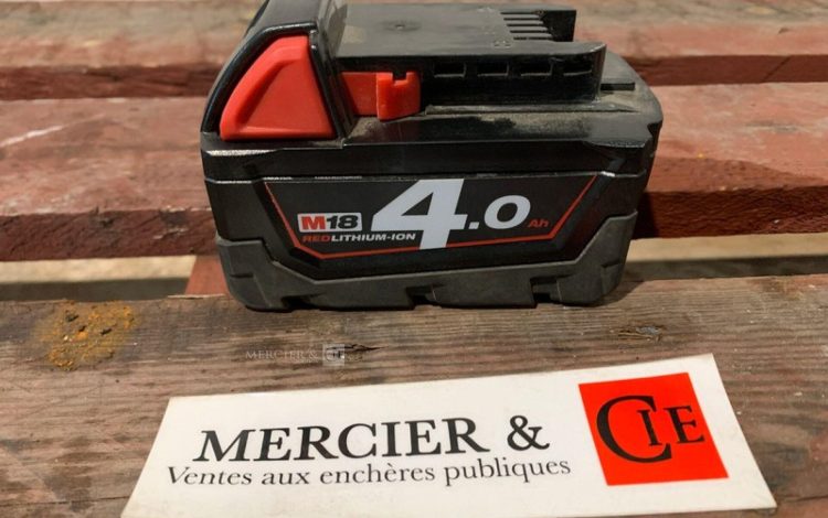 MILWAUKEE M18B4  MIL010547