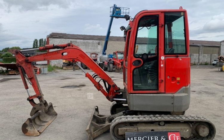 VOLVO ECR25  170130