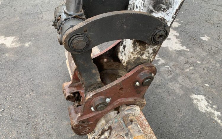 BOBCAT E35  H350G018