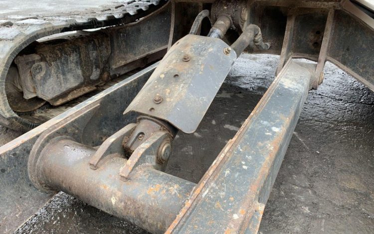 BOBCAT E35  H350G018