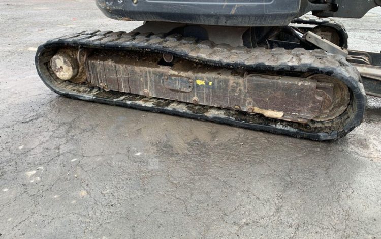 BOBCAT E35  H350G018