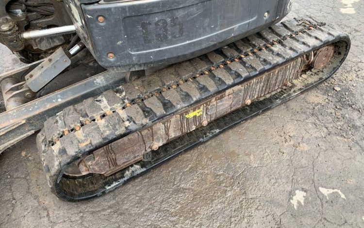 BOBCAT E35  H350G018