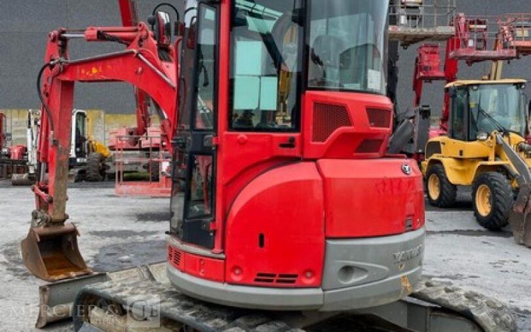 YANMAR VIO50  150614