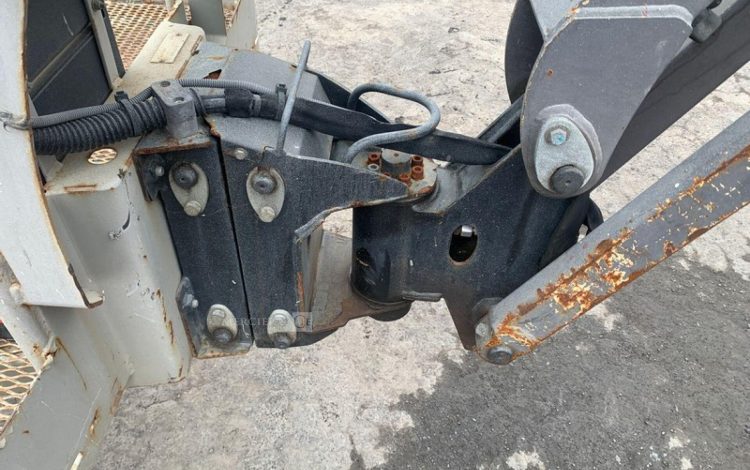 MANITOU 160ATJEO 350°  L640F002