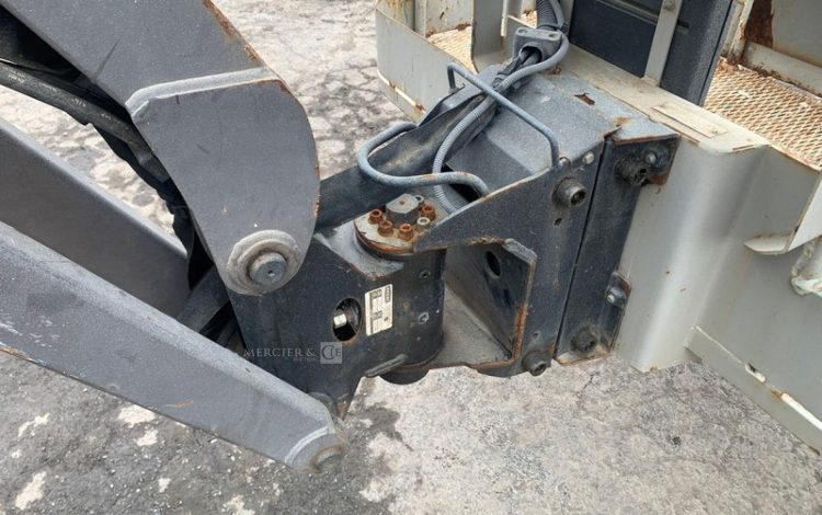 MANITOU 160ATJEO 350°  L640F002