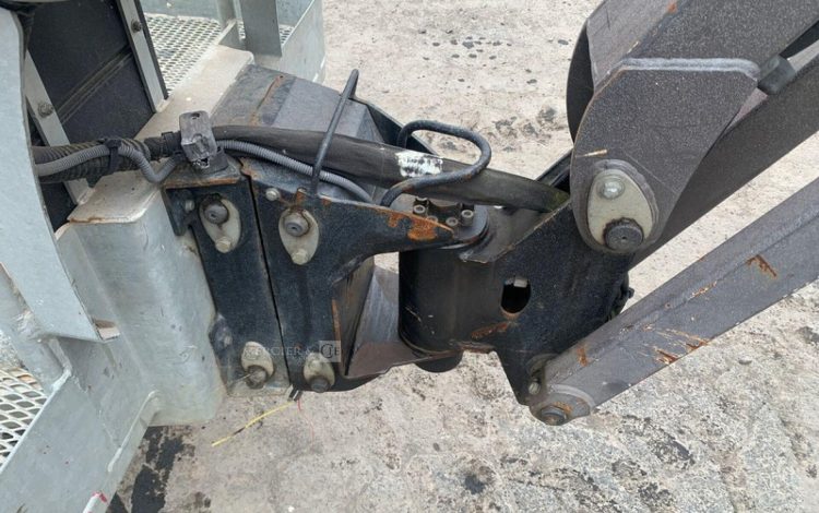 MANITOU 160ATJEO 350°  L640G015